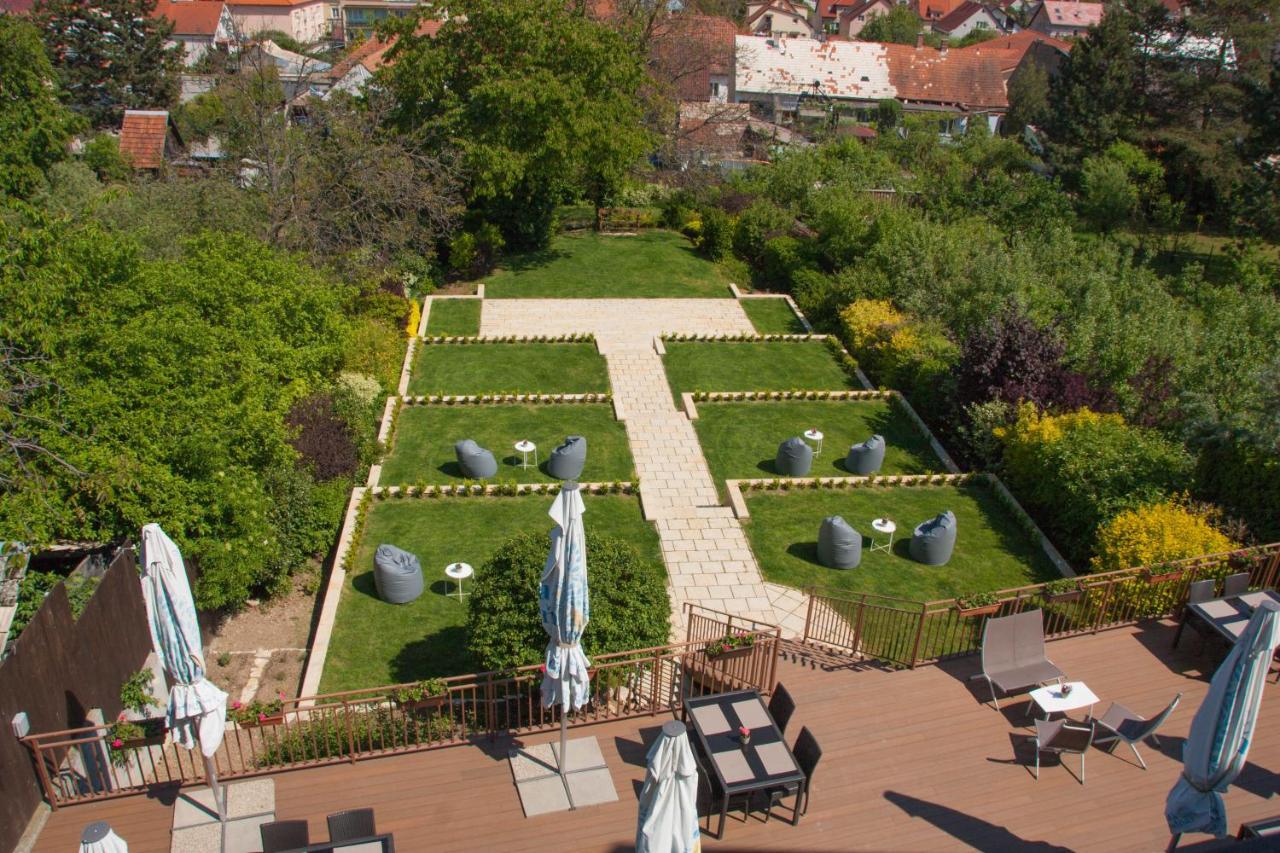 Hotel Belassi Bojnice Extérieur photo